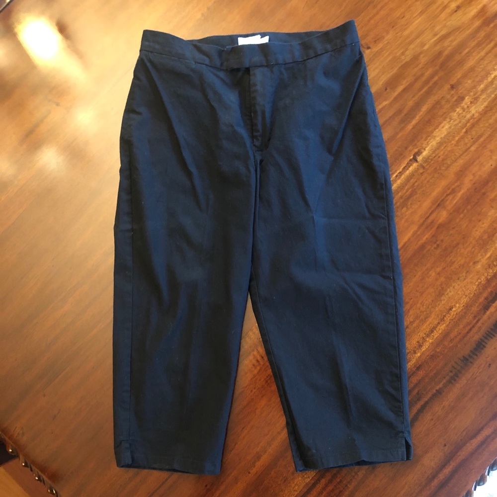 Calvin Klein clam diggers/ capri pant